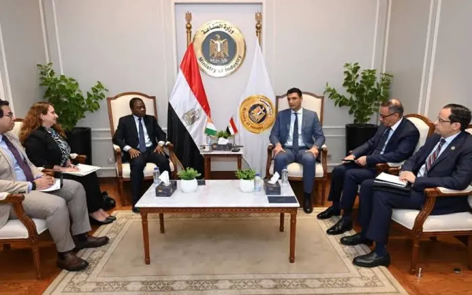 وزير الصناعة لسفير كوت ديفوار: هدفنا التكامل الصناعي مع الدول الإفريقية.. والمشروعات الجادة هي المحرك الأساسي